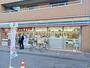 コンビニ　セブン-イレブン 草加住吉店（コンビニ）まで269m