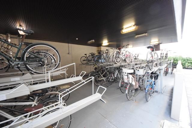 駐車場　駐輪場