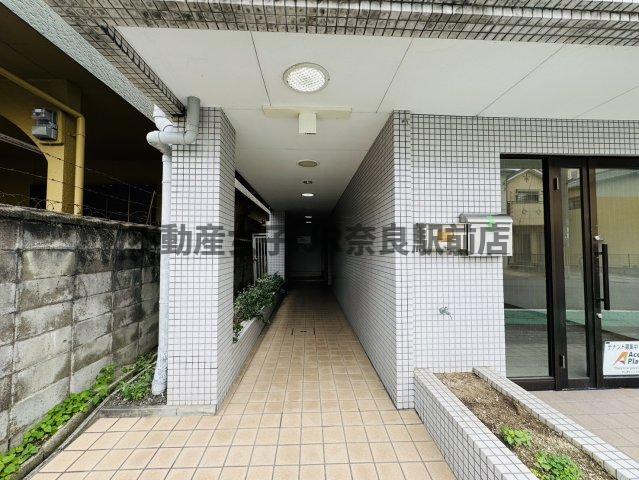 神殿マンション3号棟の外観写真