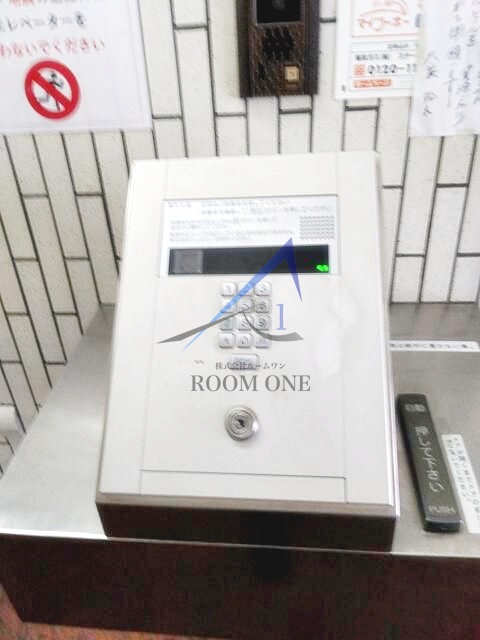 セキュリティ　オートロックです。