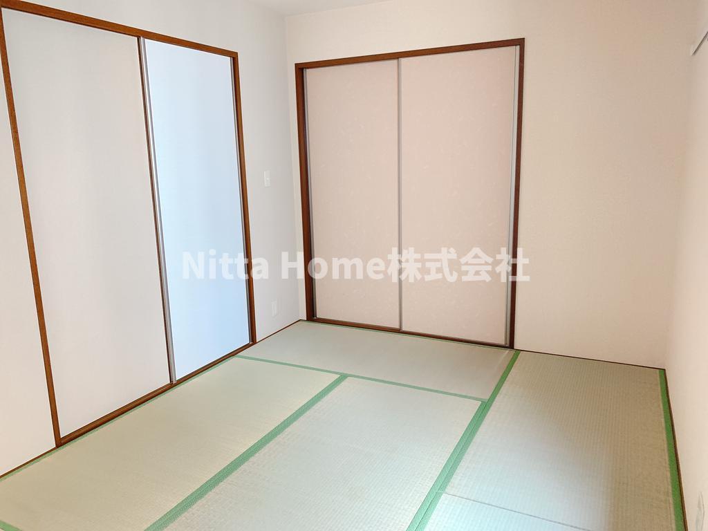 その他　６．１帖和室のお部屋です＊