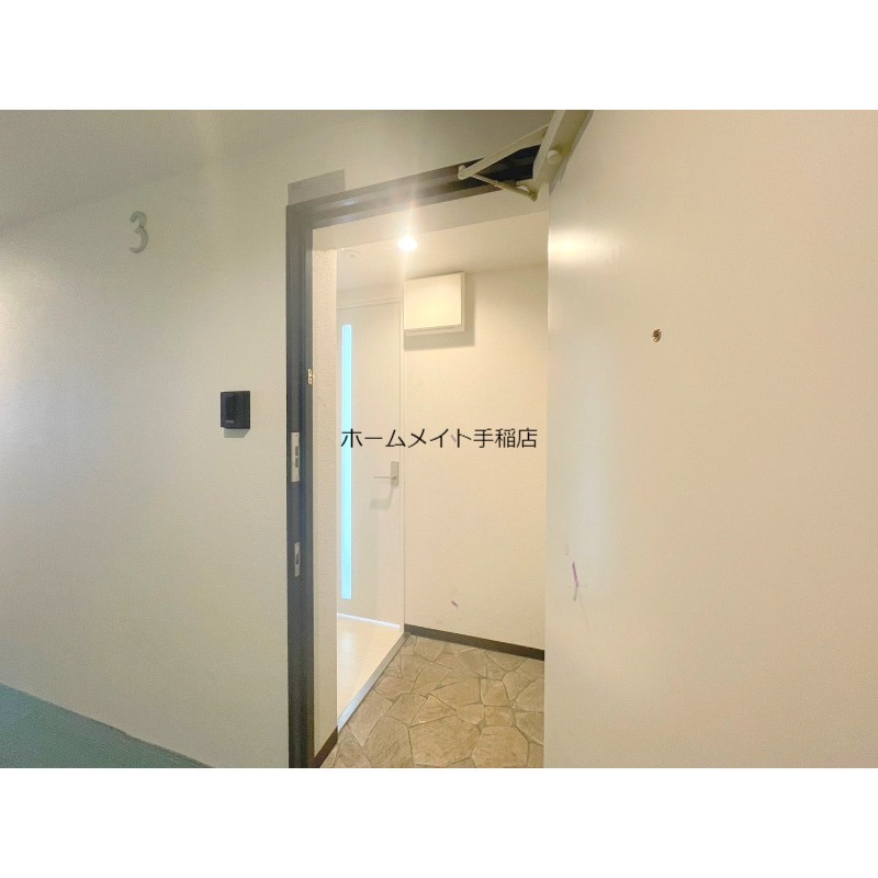 玄関　玄関スペース、シューズボックス付きです♪