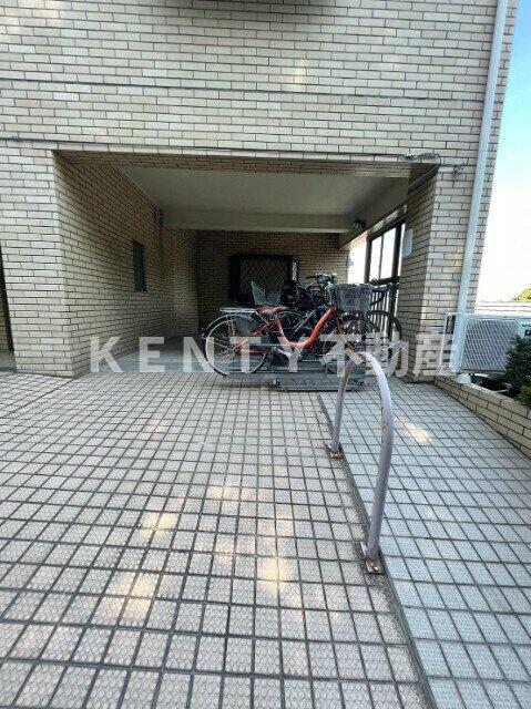 エントランス　毎日通るエントランスはこのようになっています