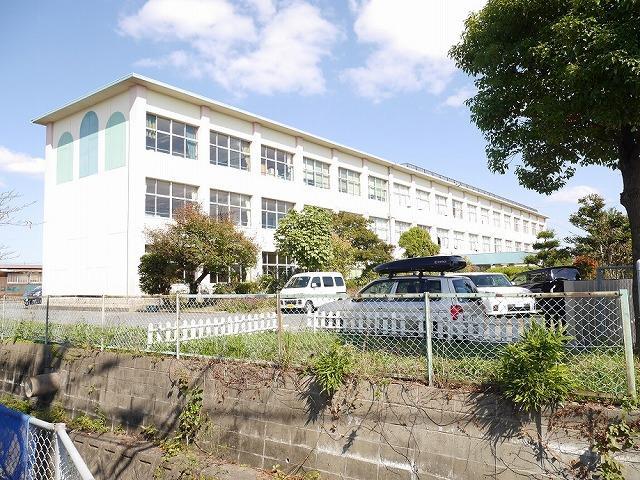 小学校　伊左座小学校（小学校）まで1100m