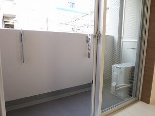 バルコニー　陽当たり良好なバルコニーです