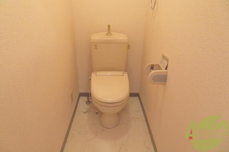 トイレ　バス・トイレ別で清潔に使うことが出来ます。