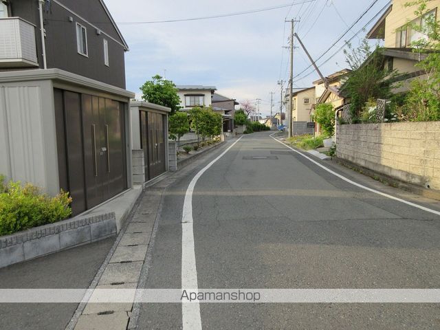 その他　周辺道路（その他）まで0m