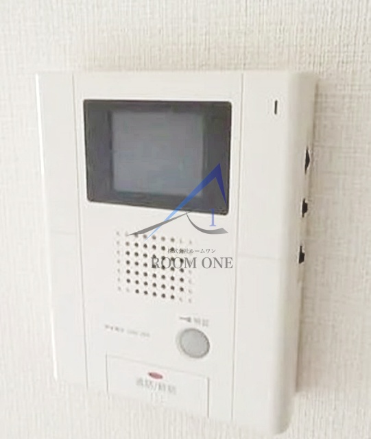 セキュリティ　モニター付きインターホンです。