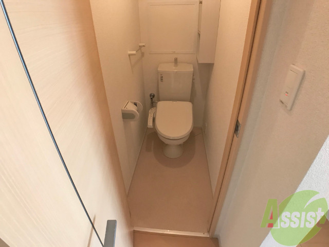 トイレ　人気のウォシュレット機能がついたトイレです。安心して使えます