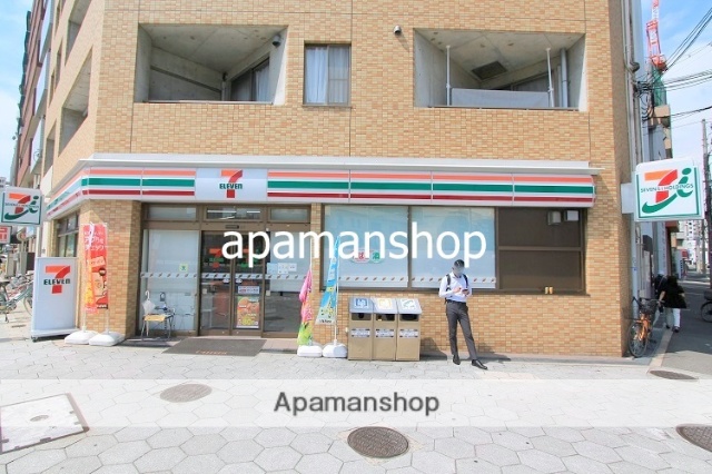 コンビニ　セブンイレブン（コンビニ）まで50m