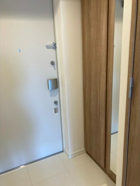 玄関　落ち着いた玄関です