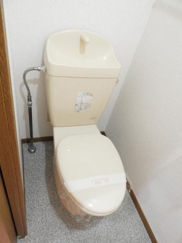 トイレ　ゆったりとした空間のトイレです