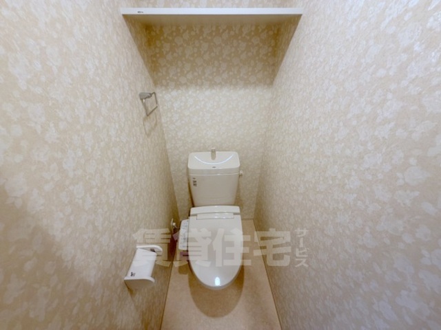 Luxe新大阪6のトイレ写真