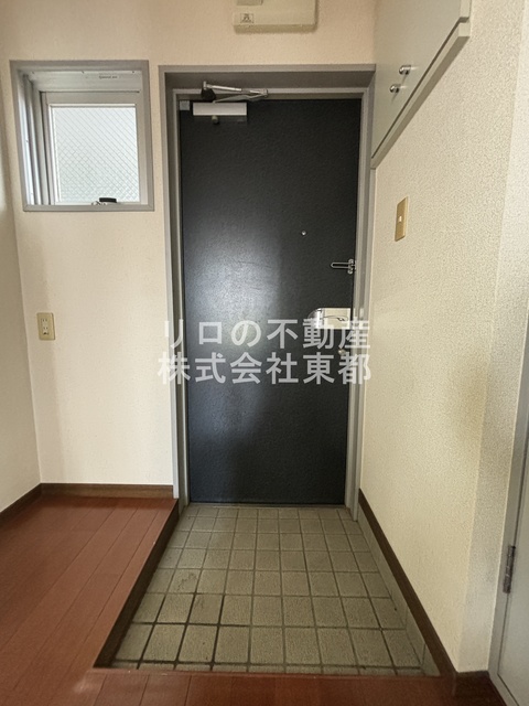 玄関　すっきりシンプルな玄関スペースです！