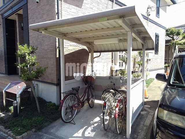 その他共有部分　照明ついてます
