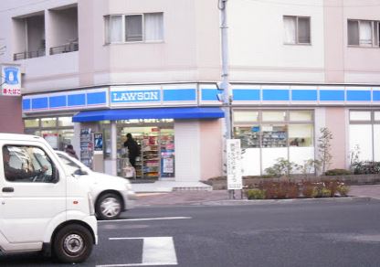 コンビニ　ローソン入船店（コンビニ）まで163m