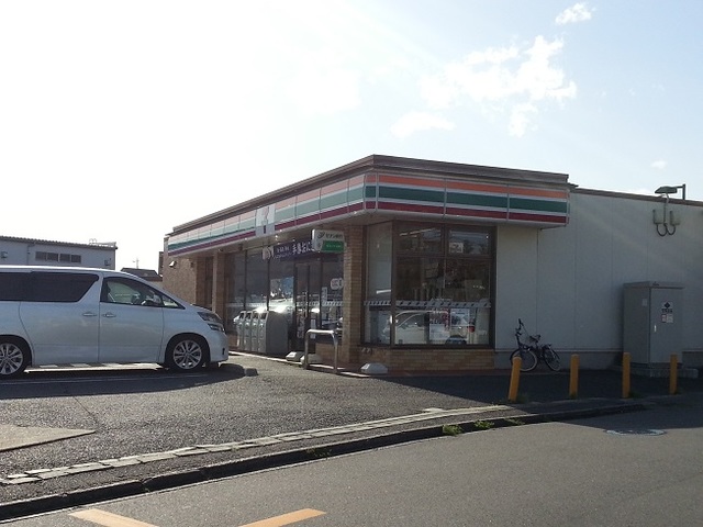 コンビニ　セブンイレブンさいたま与野本町東店（コンビニ）まで713m
