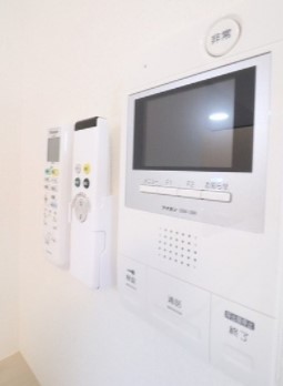 セキュリティ　☆モニター付きインターホン☆