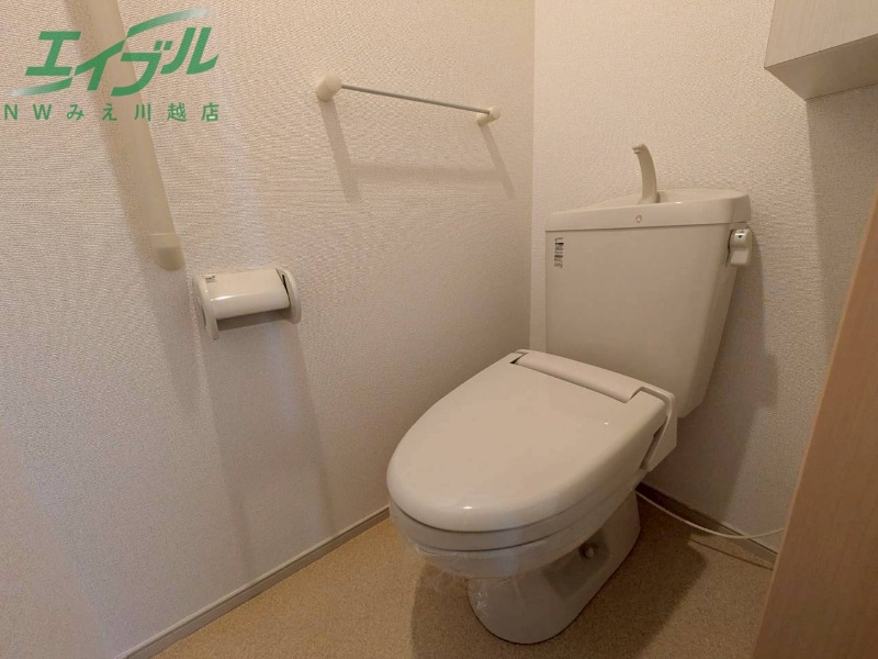 トイレ　同型参考写真
