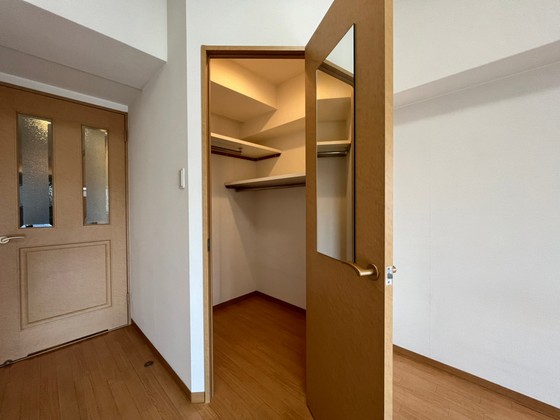 収納　※別部屋の写真です