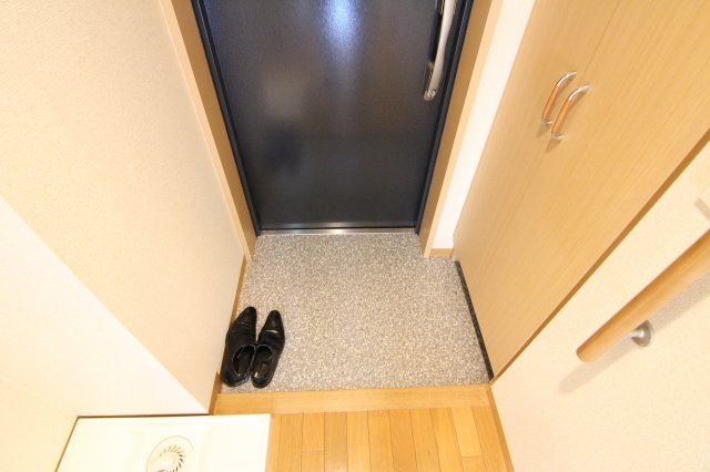 玄関　別部屋参考画像
