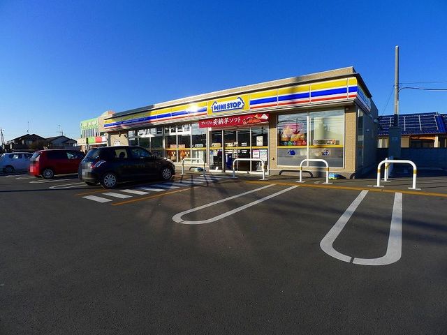 コンビニ　ミニストップ（コンビニ）まで800m