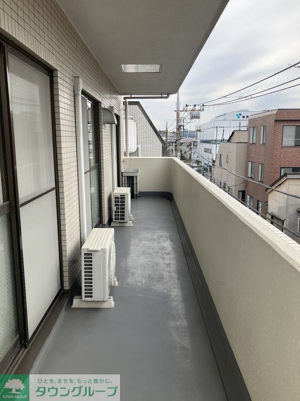 バルコニー