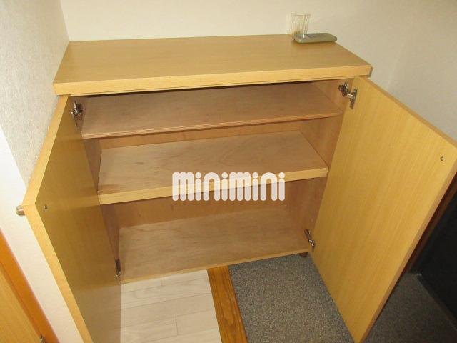 収納　下駄箱があるから玄関スッキリです。