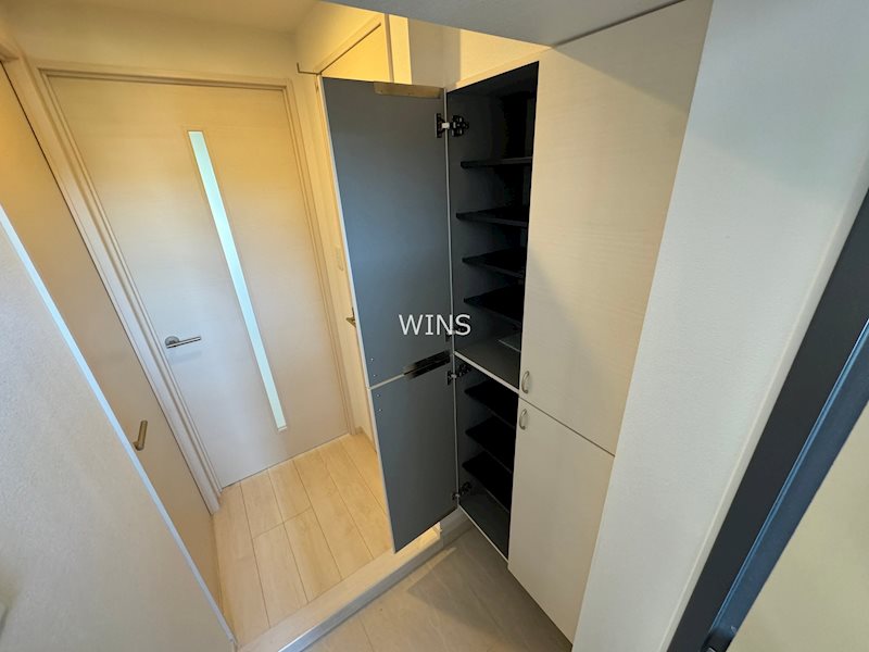 玄関　別部屋参考写真です