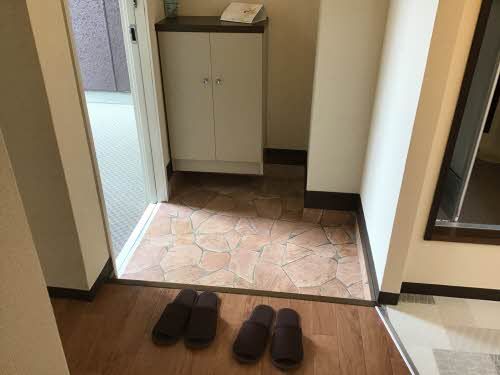富貴原ハイツの玄関写真