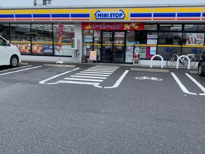 コンビニ　ミニストップ 岐南町三宅店（コンビニ）まで444m
