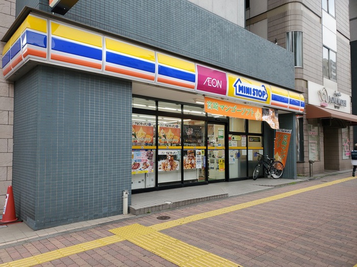 コンビニ　ミニストップ茗荷谷店（コンビニ）まで100m