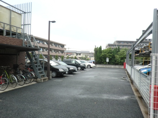 駐車場　駐車場