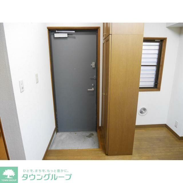 玄関　★お問い合わせはタウンハウジングまで★