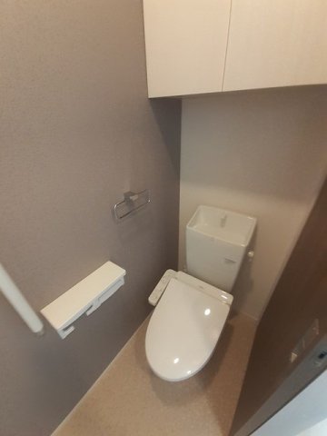 トイレ　清潔感のあるトイレです