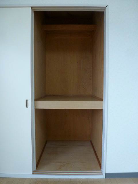収納　写真は303のお部屋です