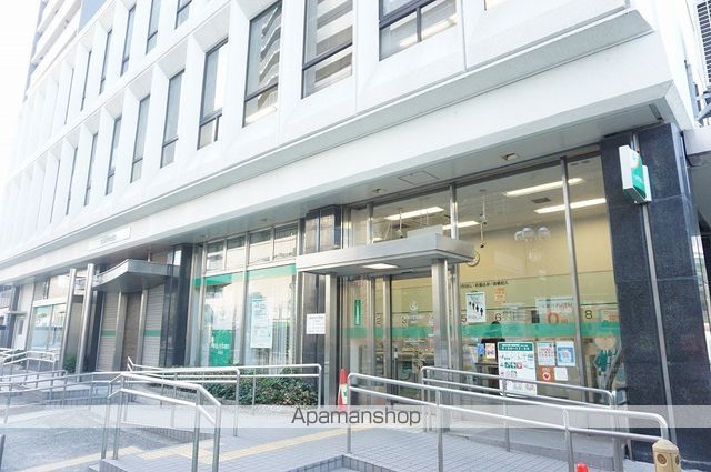 銀行　（株）埼玉りそな銀行／蕨支店（銀行）まで903m
