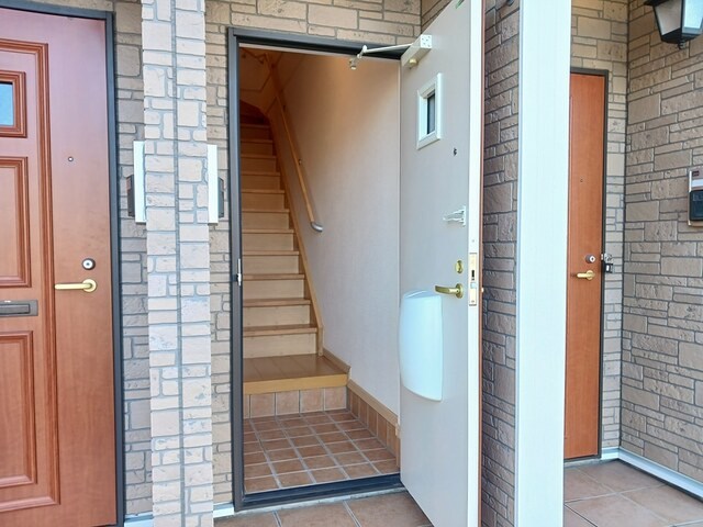 玄関　202号室の写真