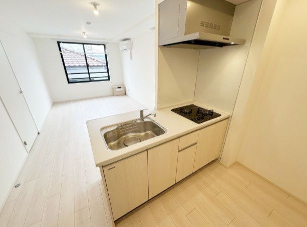 キッチン　写真は同タイプ住居です。※反転タイプです