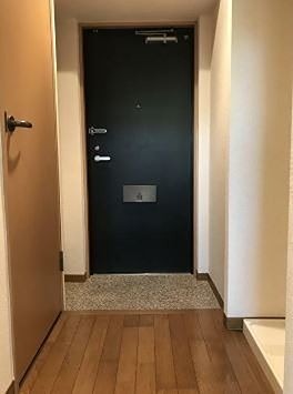 玄関　※同仕様写真含む