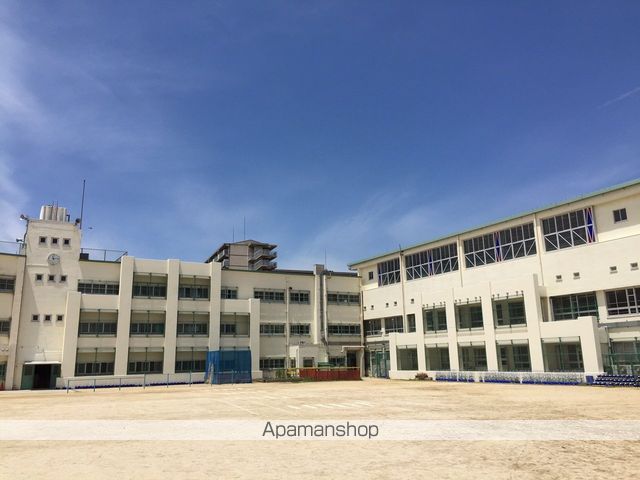 小学校　門真市立小学校古川橋小学校（小学校）まで377m