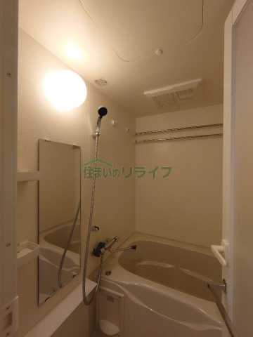 バス・シャワールーム　別部屋同タイプ部屋の参考写真となります。