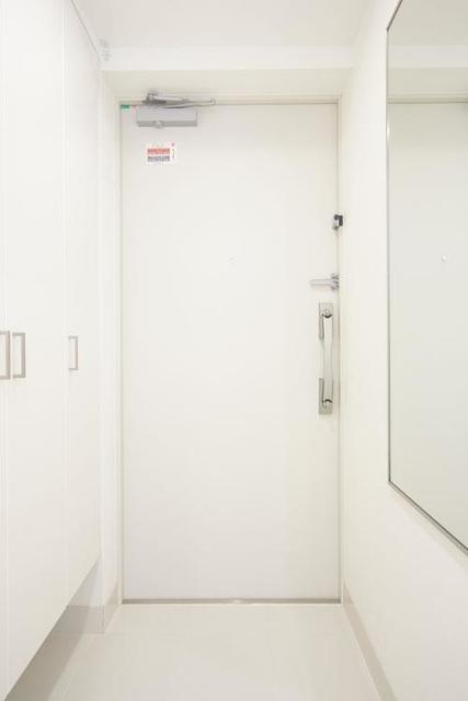 玄関　※写真は同タイプ住戸です。