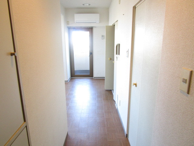 玄関　別部屋参考写真