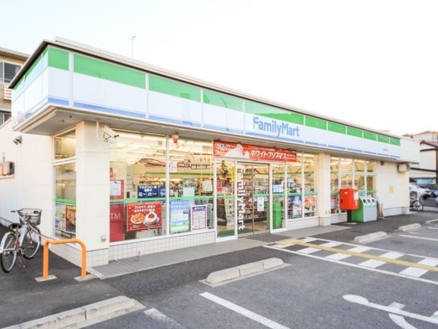 コンビニ　ファミリーマート川越熊野町店（コンビニ）まで540m
