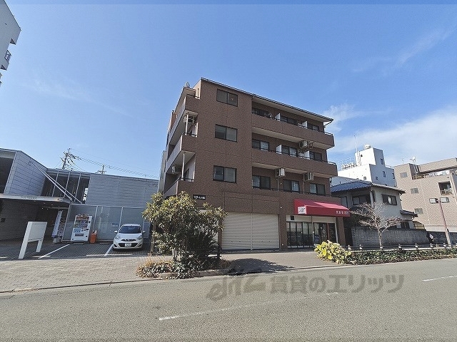 マサーレ川西の外観写真