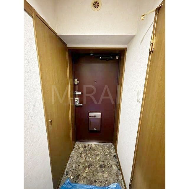 玄関　物件画像