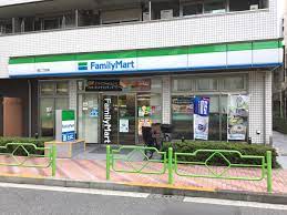 コンビニ　ファミリーマート 佃二丁目店（コンビニ）まで392m