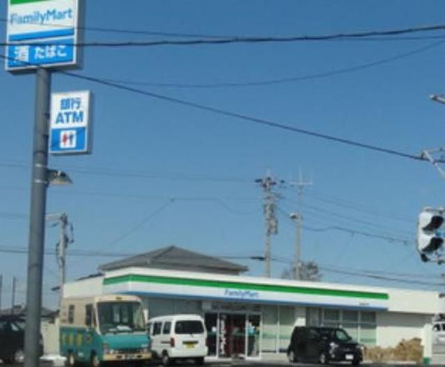 コンビニ　ファミリーマート蕨南町四丁目店（コンビニ）まで398m