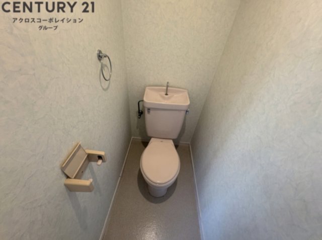 トイレ　シンプルで使いやすいトイレです♪